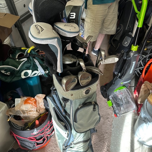 Golf Club Set - Picture 1 of 5
